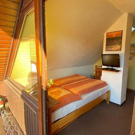 Gemuetliches Zimmer Zentral In Der Lueneburger Heide Schneverdingen Eksteriør bilde